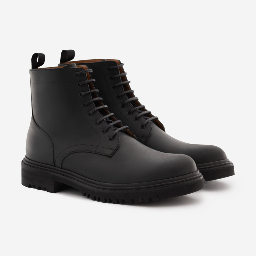 Botas Mercer para Homem – Conforto e Estilo em Pele Pull-Up Premium
